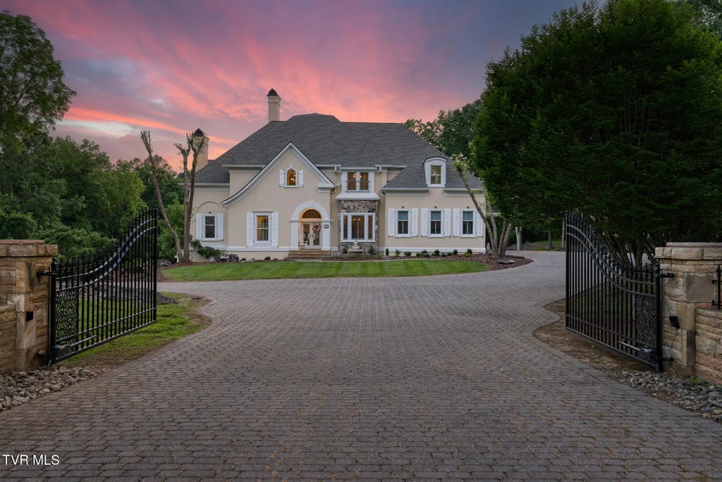 1 of 148 - 408 Fairway Estates Drive, Blountville, TENNESSEE
