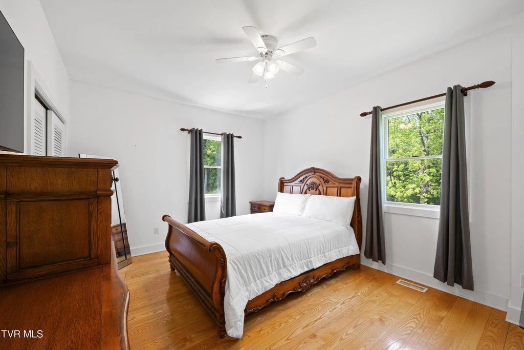 102 of 148 - 408 Fairway Estates Drive, Blountville, TENNESSEE