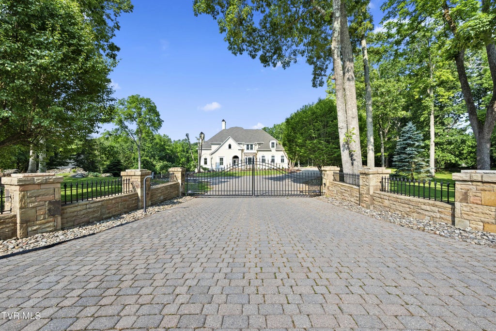 133 of 148 - 408 Fairway Estates Drive, Blountville, TENNESSEE