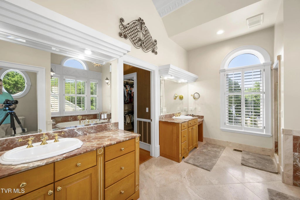 30 of 148 - 408 Fairway Estates Drive, Blountville, TENNESSEE