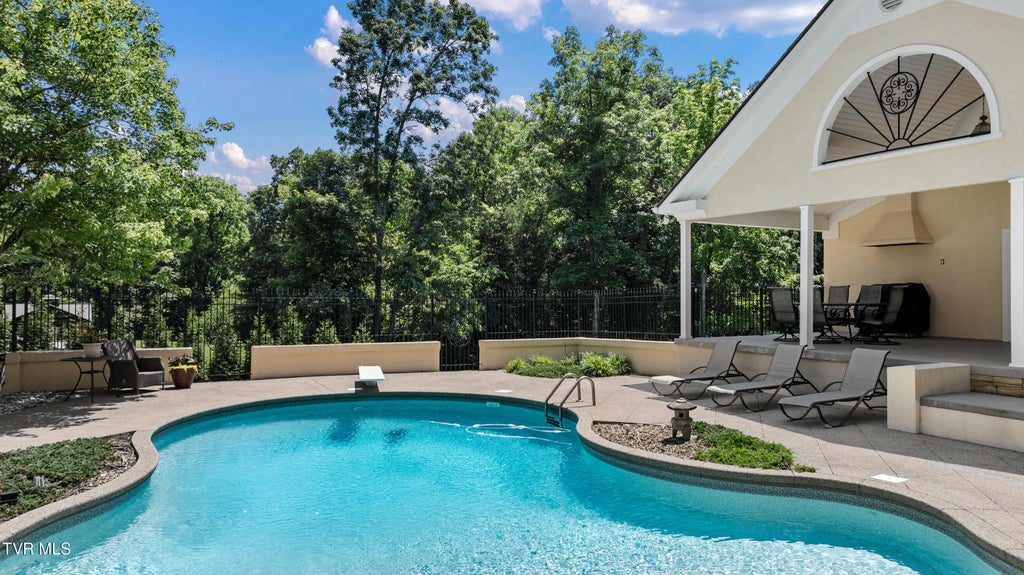 87 of 148 - 408 Fairway Estates Drive, Blountville, TENNESSEE