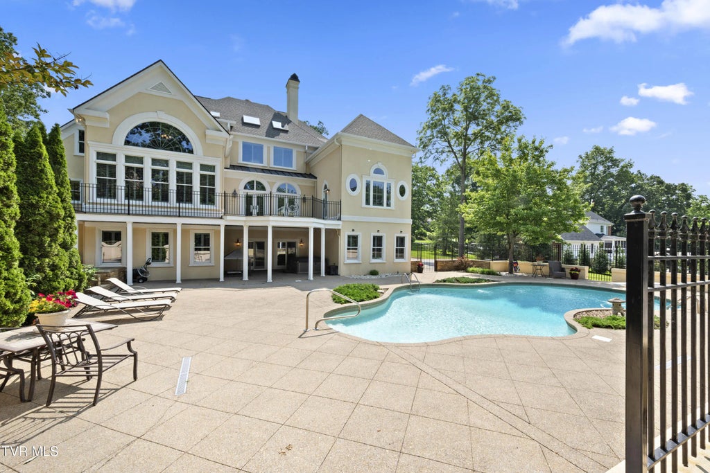 88 of 148 - 408 Fairway Estates Drive, Blountville, TENNESSEE