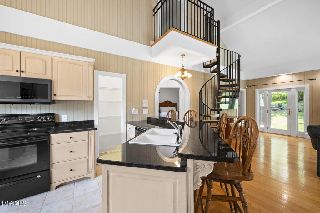 96 of 148 - 408 Fairway Estates Drive, Blountville, TENNESSEE