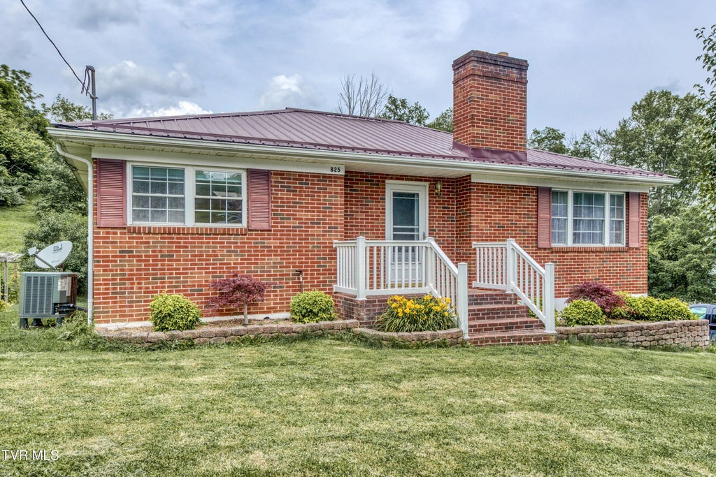 825 Cumberland Street, Marion