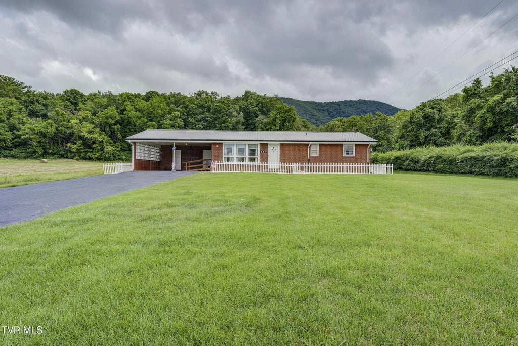 337 Highway 107, Jonesborough