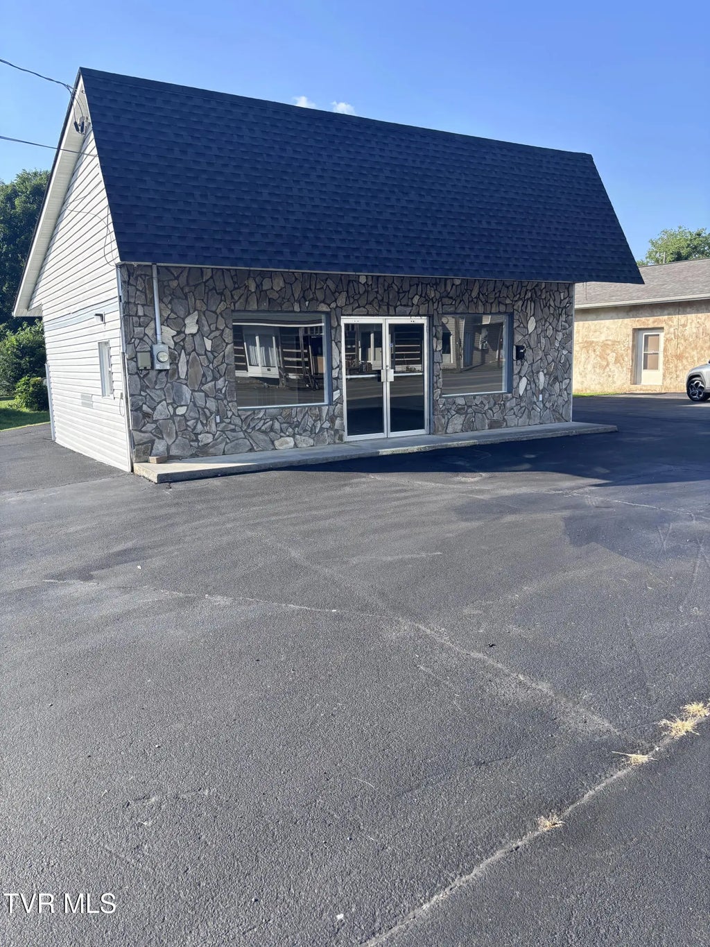 921 Jackson Love Highway, Erwin