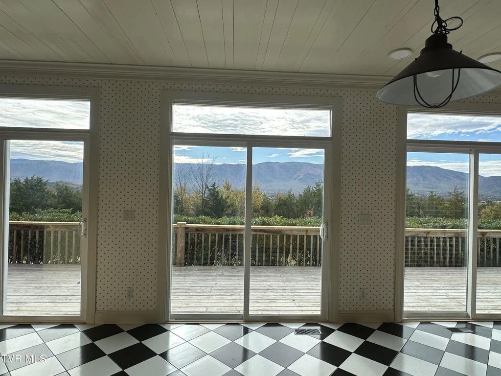 456 Greystone Road, Greeneville