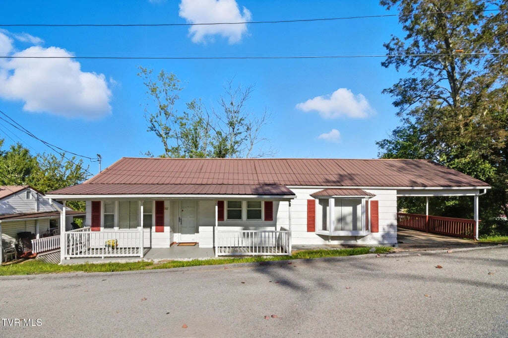 102 Perry Street, Greeneville