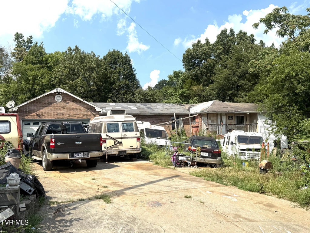 1530 Avery Circle, Lenior City