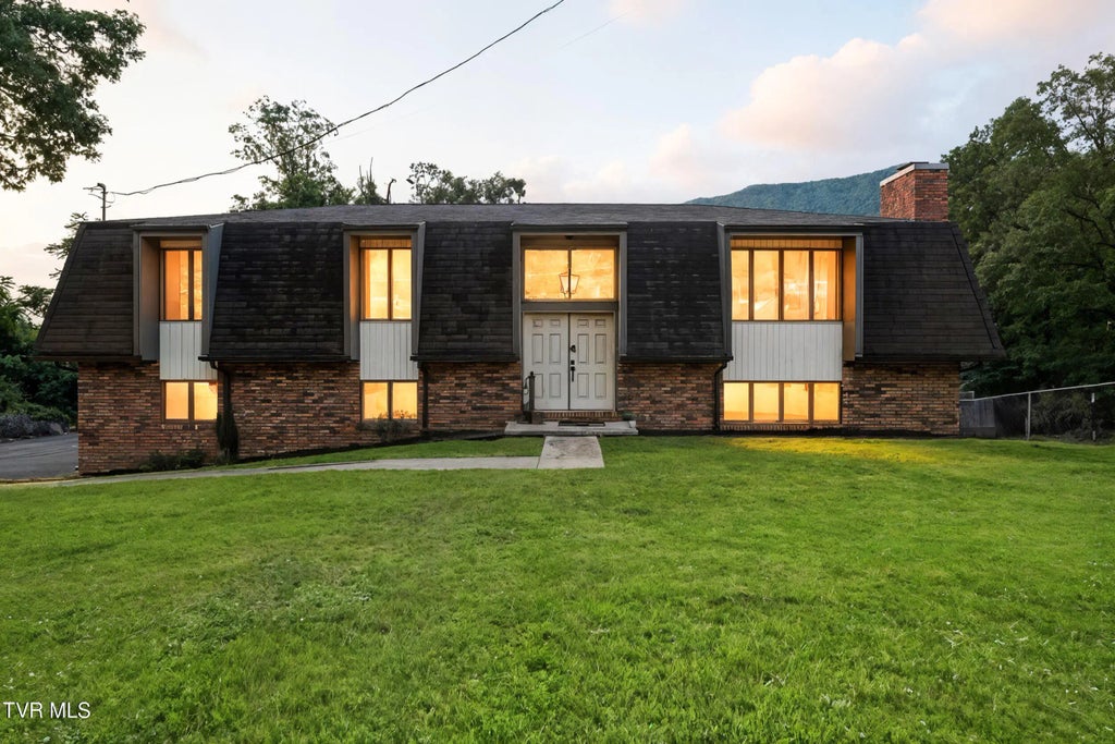 1704 Wildcat Road, Big Stone Gap