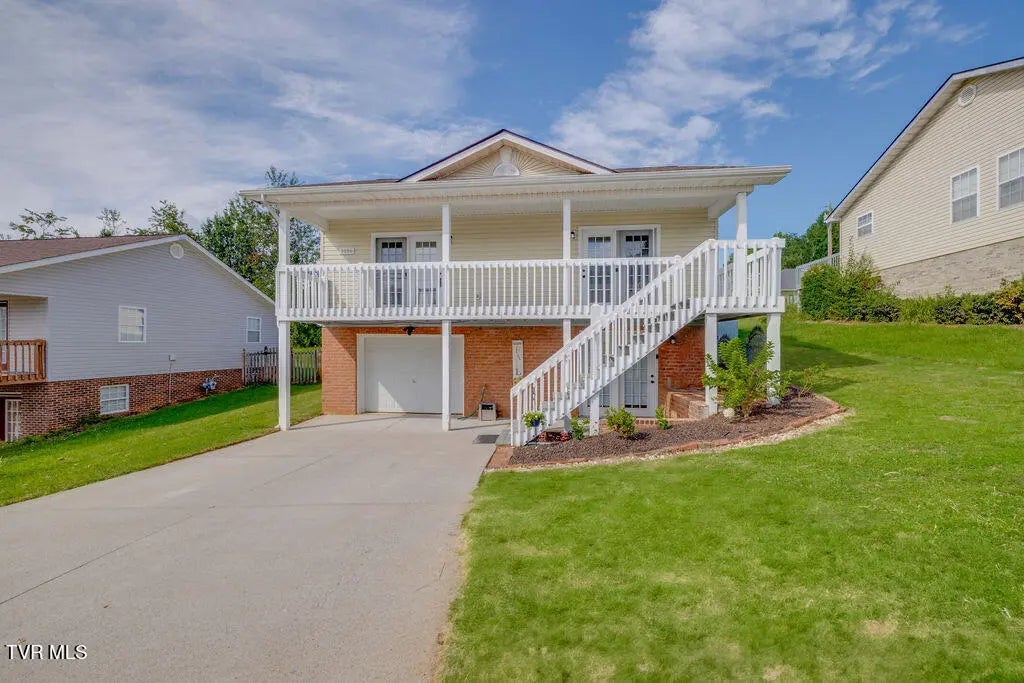 1016 Justus Drive, Johnson City