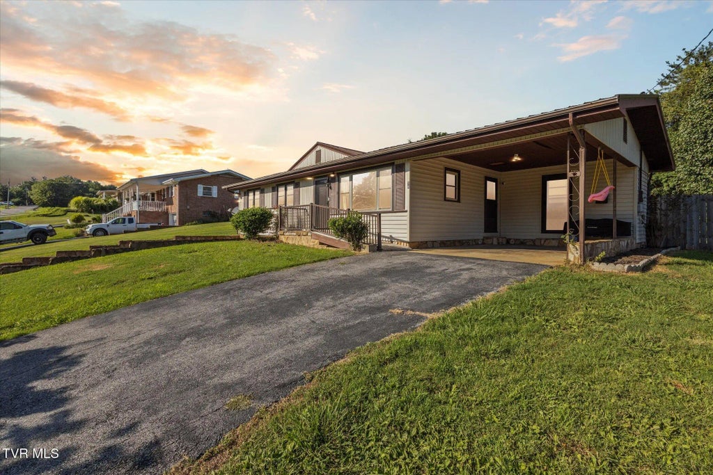 74 Cutshall Avenue, Greeneville