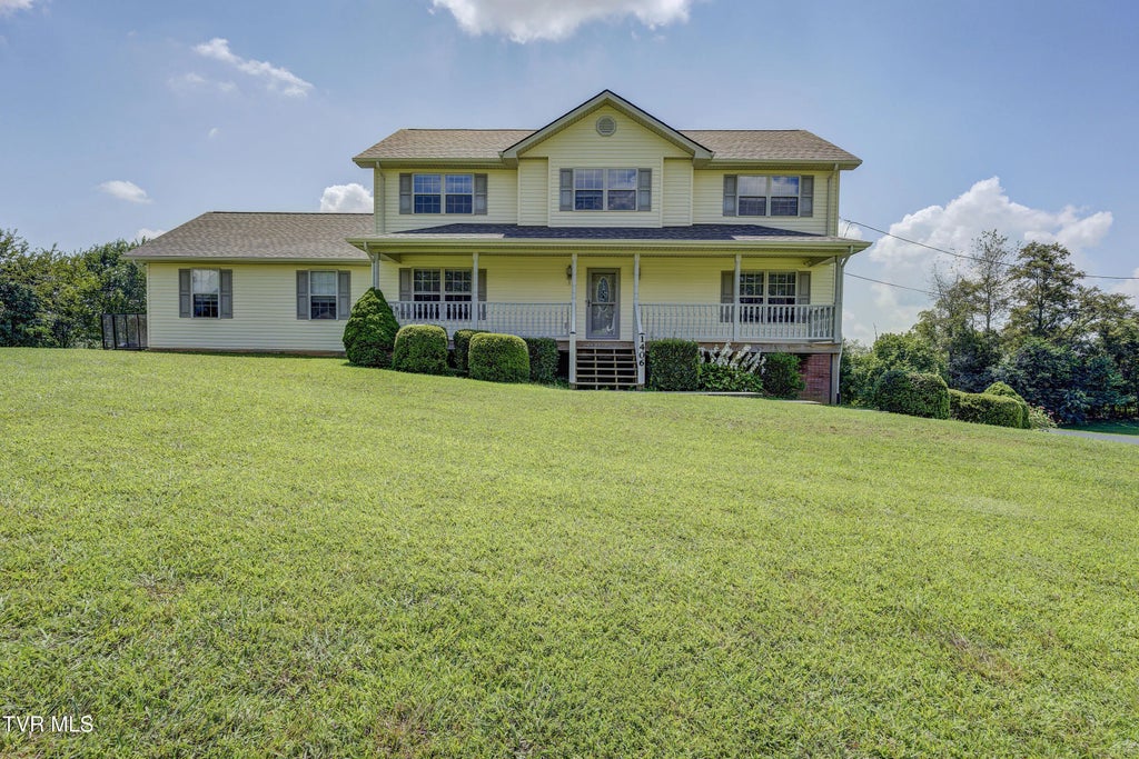 1406 Martins Glen Lane, Gray