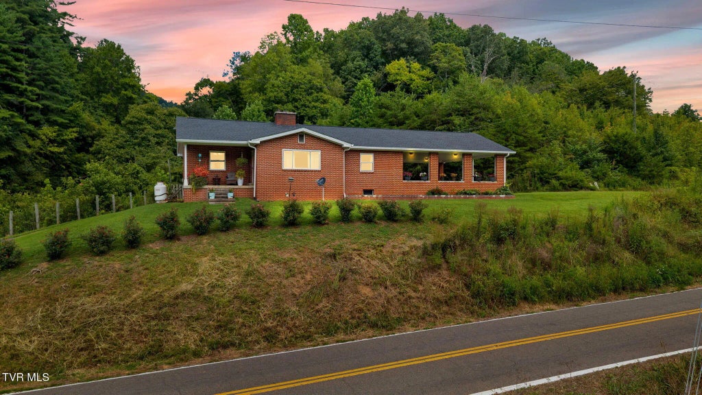 5367 Clinch River Highway, Gate City