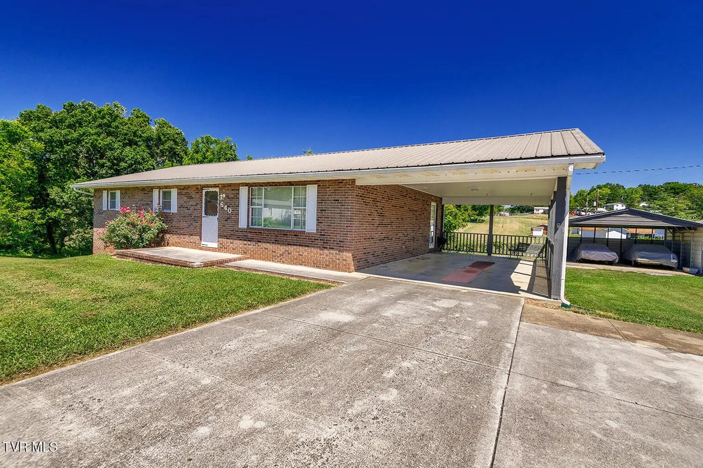 640 North Cecil Street, Newport