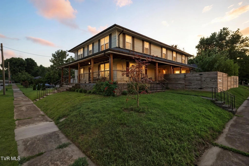 621 Mcarthur Avenue, Elizabethton