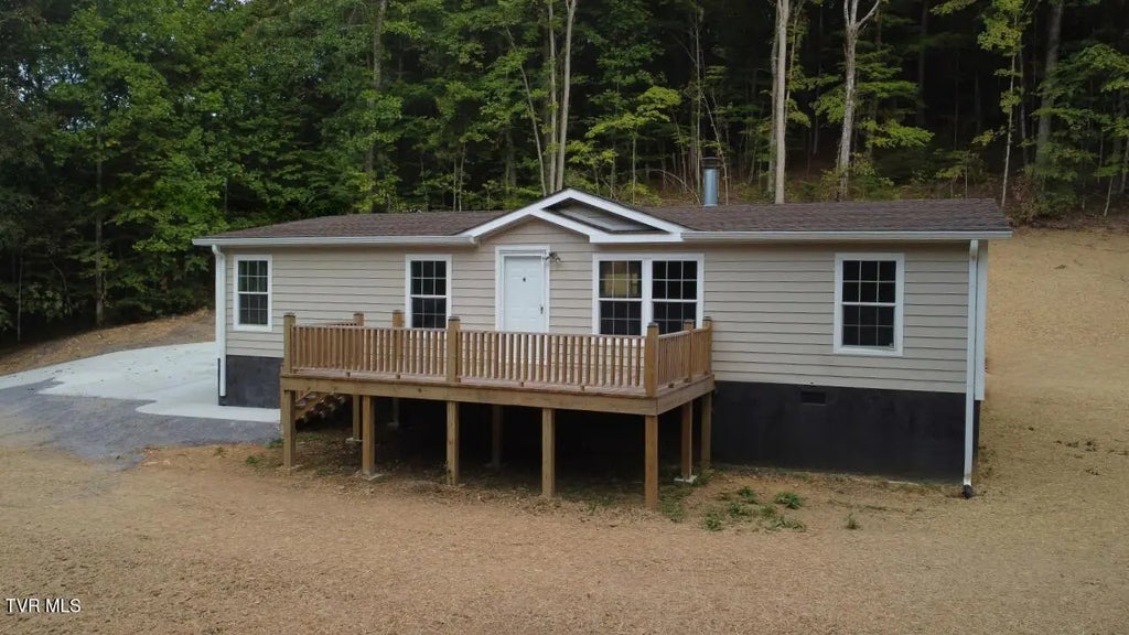 178 Van Hill Estates Road, Greeneville