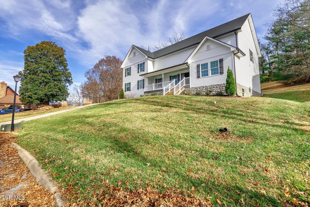 1111 Vestal Court, Greeneville