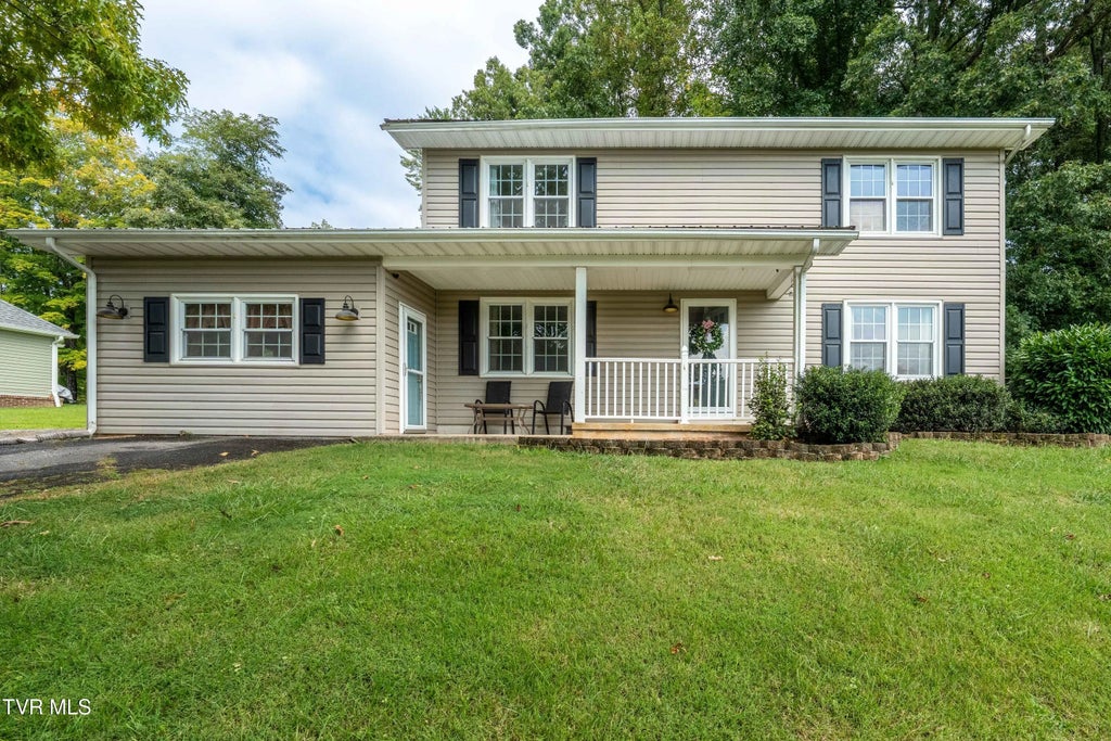 2552 Bob Little Road, Elizabethton