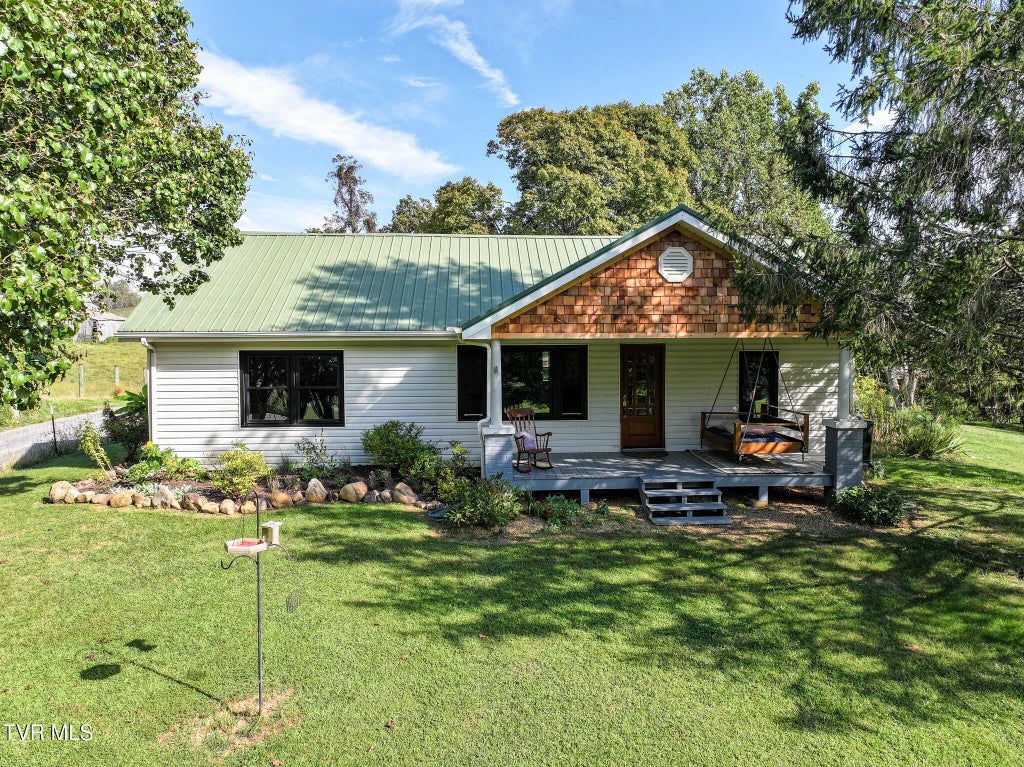 2340 Chuckey Highway, Chuckey