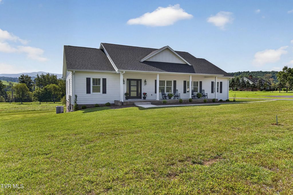 182 St Johns Way, Chilhowie