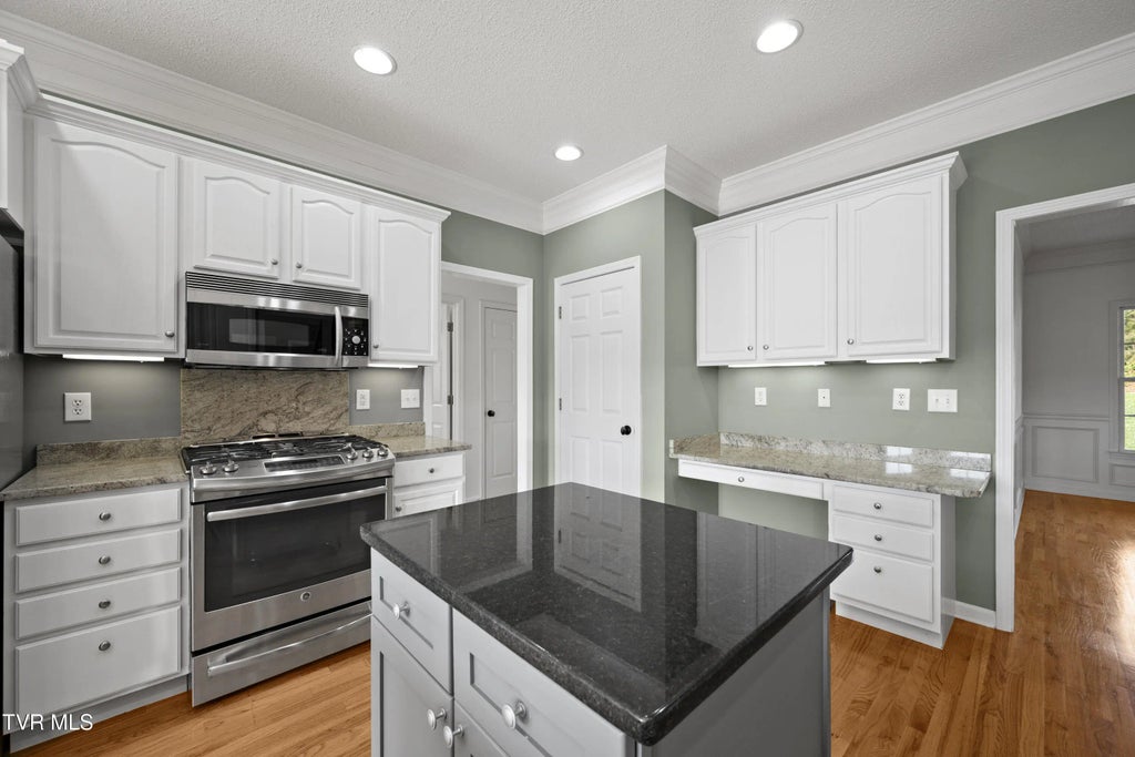 15 of 65 - 295 Southridge Drive, Blountville, TENNESSEE