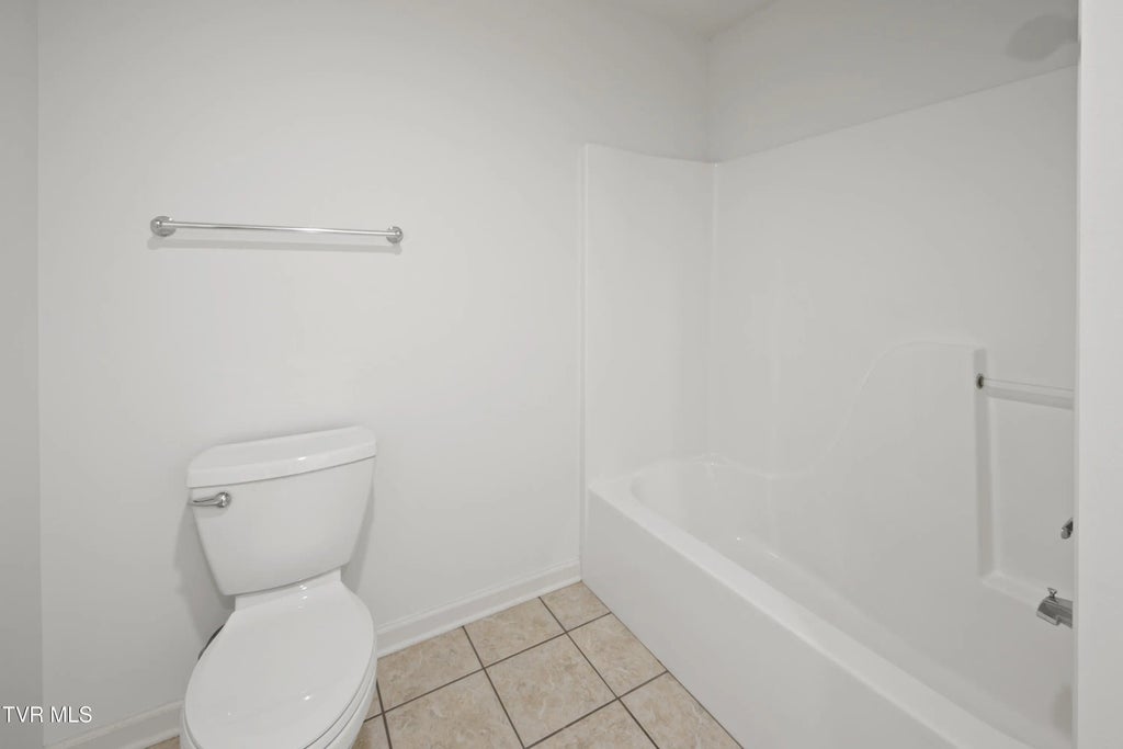 31 of 65 - 295 Southridge Drive, Blountville, TENNESSEE