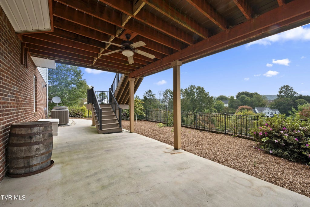 57 of 65 - 295 Southridge Drive, Blountville, TENNESSEE