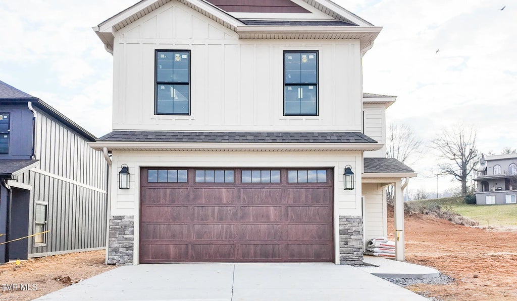 304 Monroe Drive, Bristol