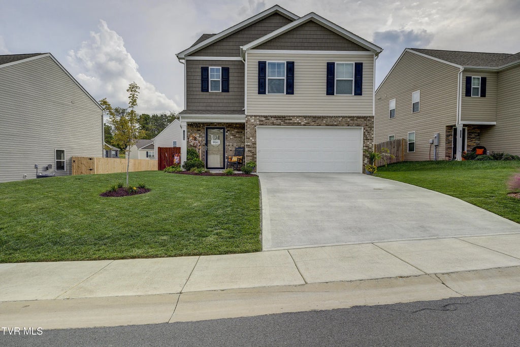 1209 Cherry Grove, Greeneville
