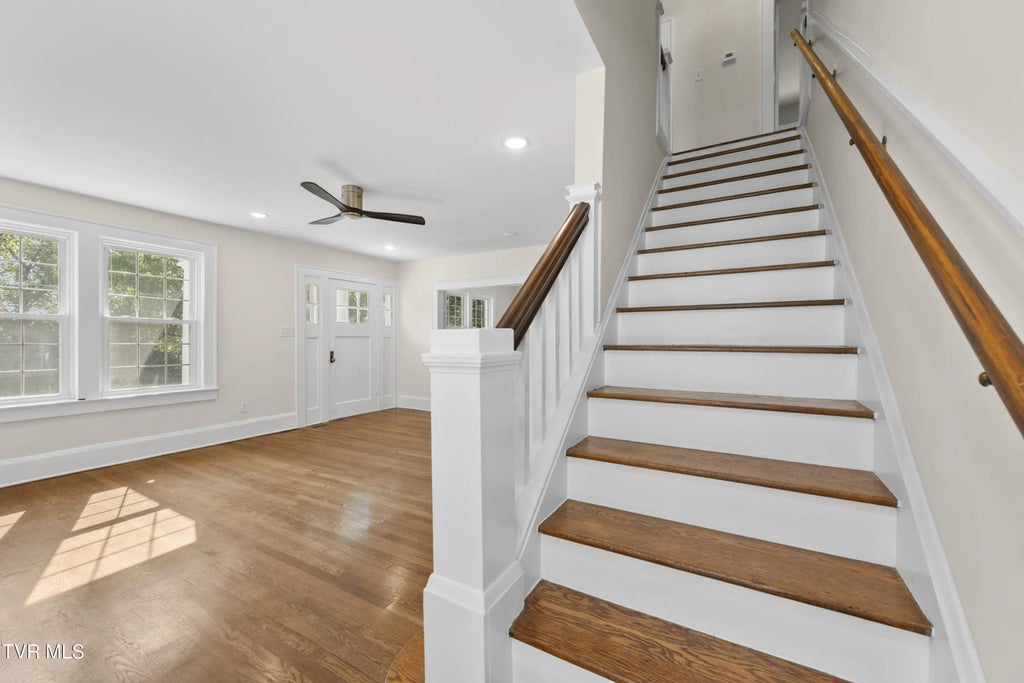 16 of 46 - 1224 7th Avenue, Bristol, TENNESSEE