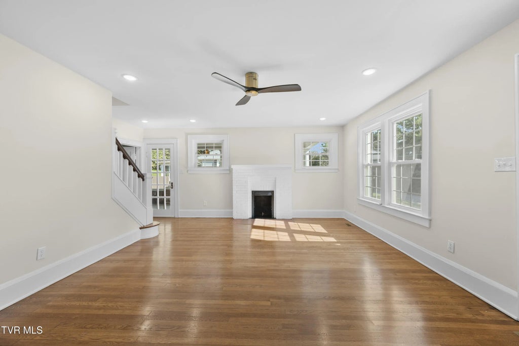 3 of 46 - 1224 7th Avenue, Bristol, TENNESSEE