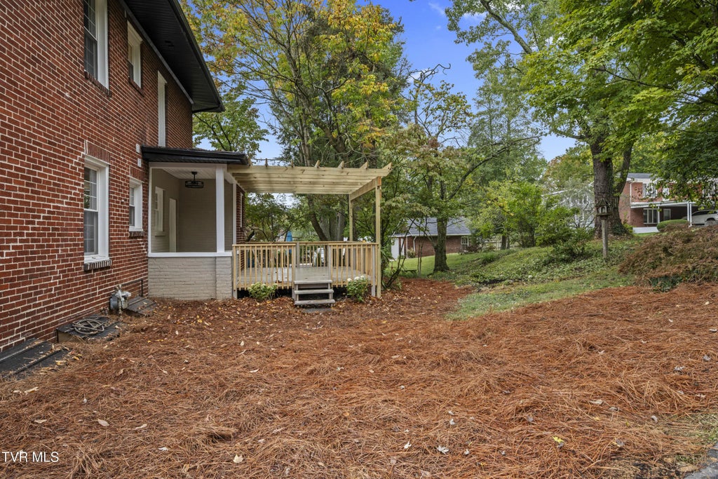 36 of 46 - 1224 7th Avenue, Bristol, TENNESSEE