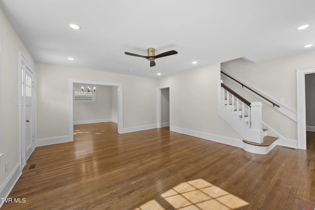 4 of 46 - 1224 7th Avenue, Bristol, TENNESSEE