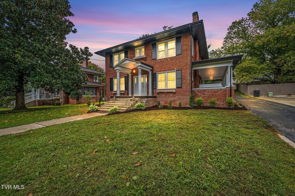 41 of 46 - 1224 7th Avenue, Bristol, TENNESSEE