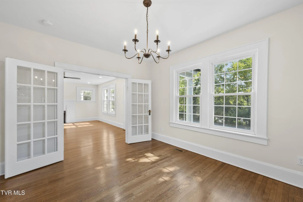 6 of 46 - 1224 7th Avenue, Bristol, TENNESSEE