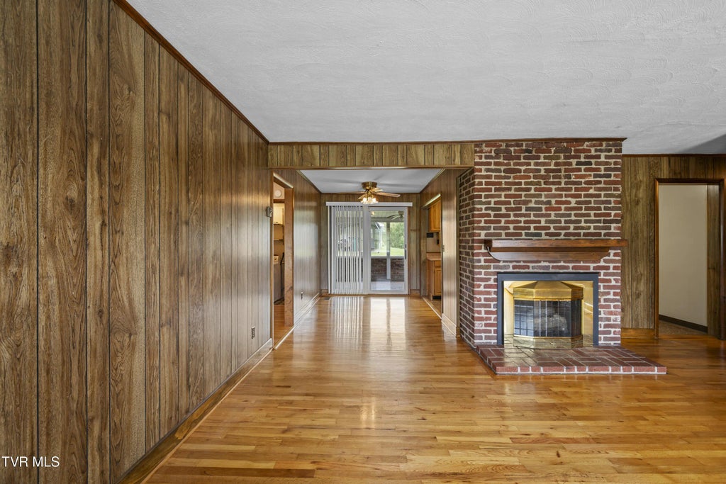 7 of 31 - 210 Circle Road, Bristol, TENNESSEE
