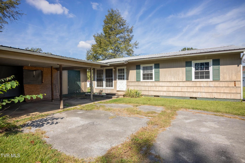 11 Crest Drive, Greeneville