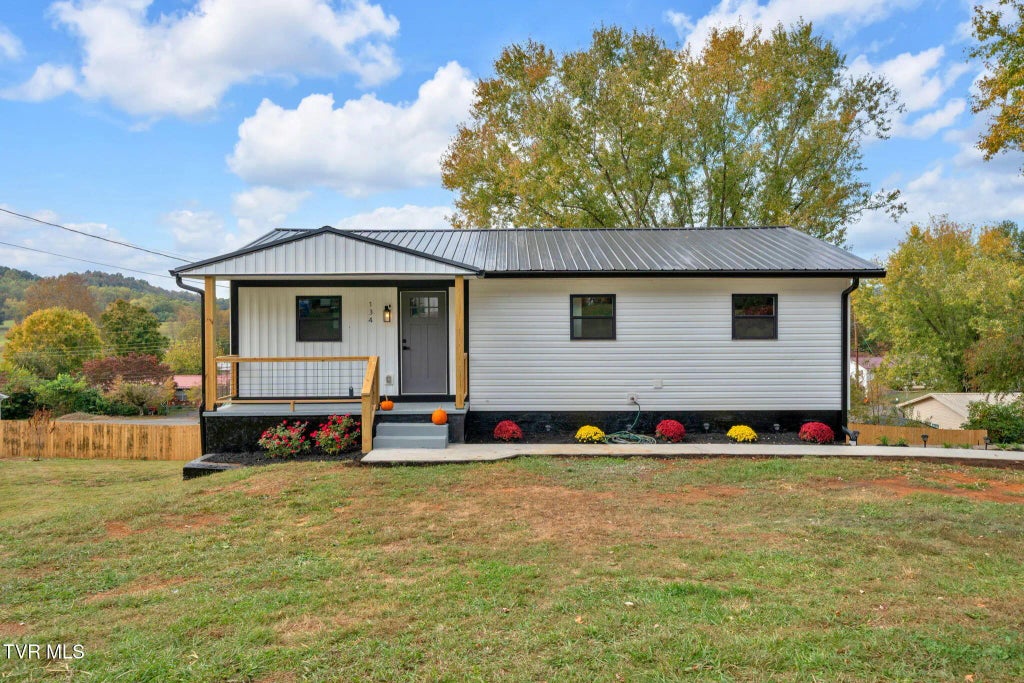 134 Pinnacle Drive, Elizabethton