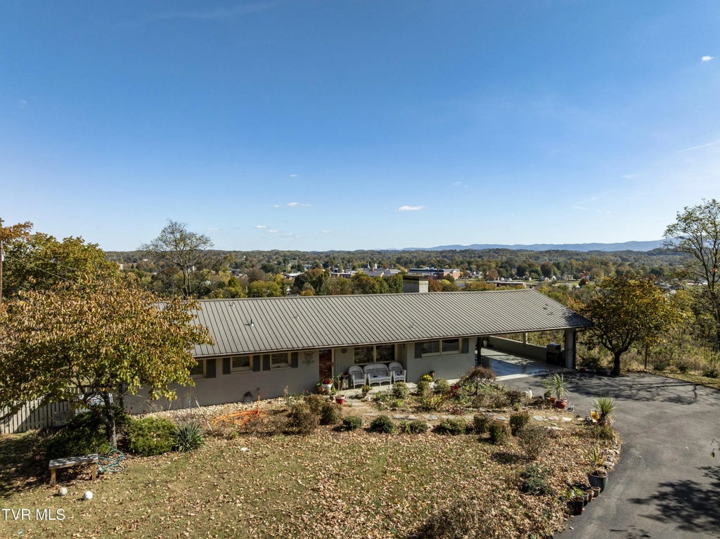 103 Skyline Drive, Bristol