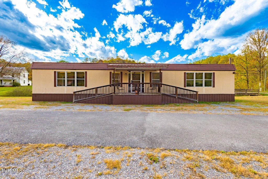 563 South U S Highway 23, Weber City