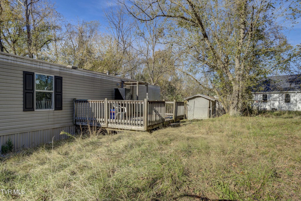 1607 Bristol Caverns Highway, Bristol