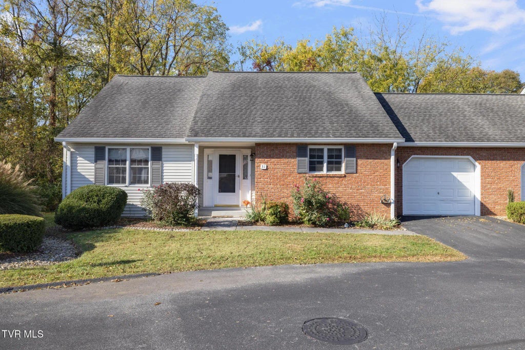 1725 West Lakeview Drive 31, Johnson City