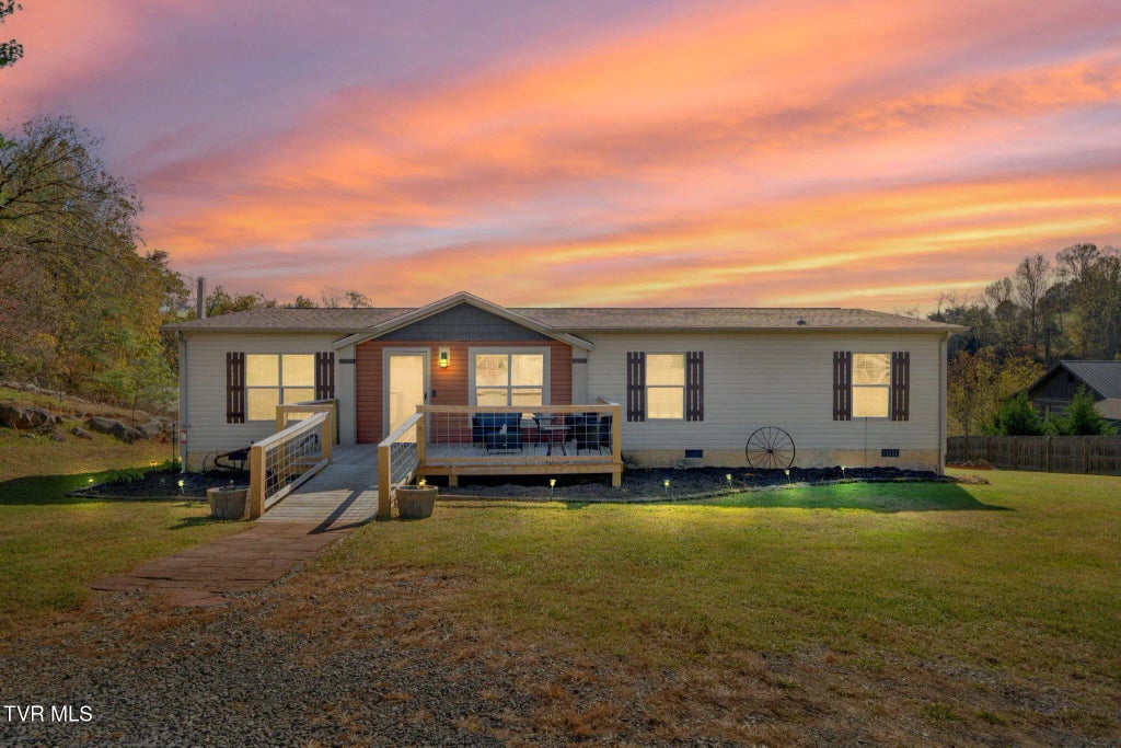 3176 Highway 421, Bristol