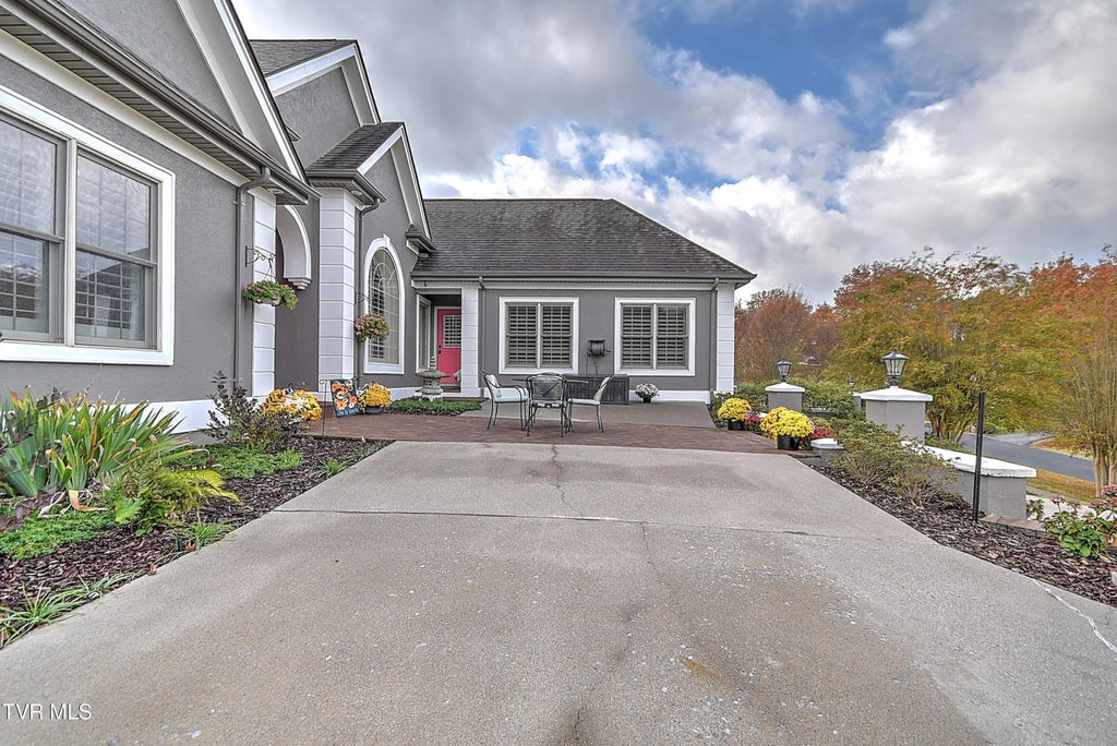 1029 Fiddlers Way, Kingsport