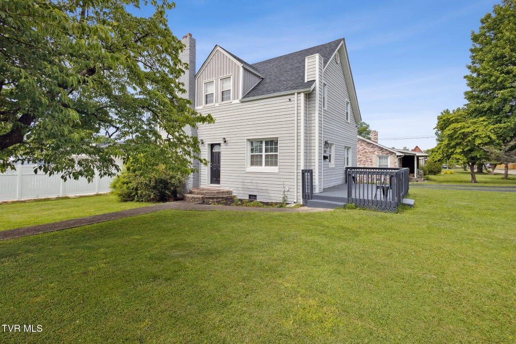 800 Oakdale Road, Kingsport