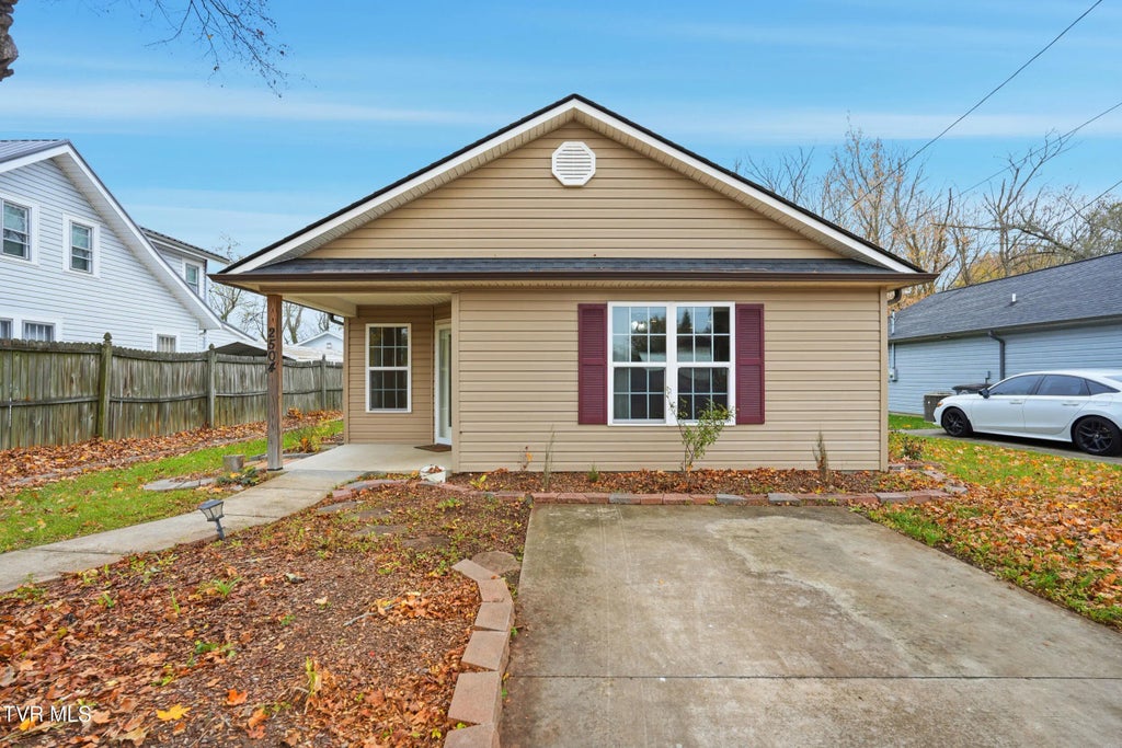 2504 Overlook Road, Kingsport
