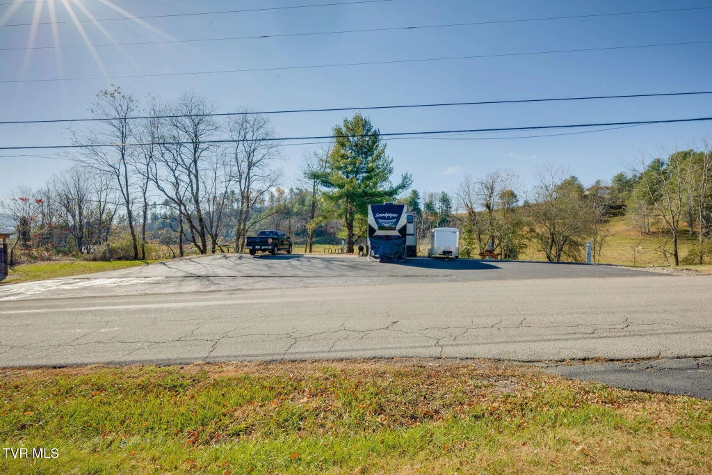 177 Hospital Road, Mountain City