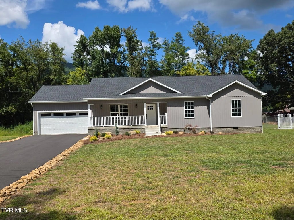 112 Holston View Drive, Elizabethton