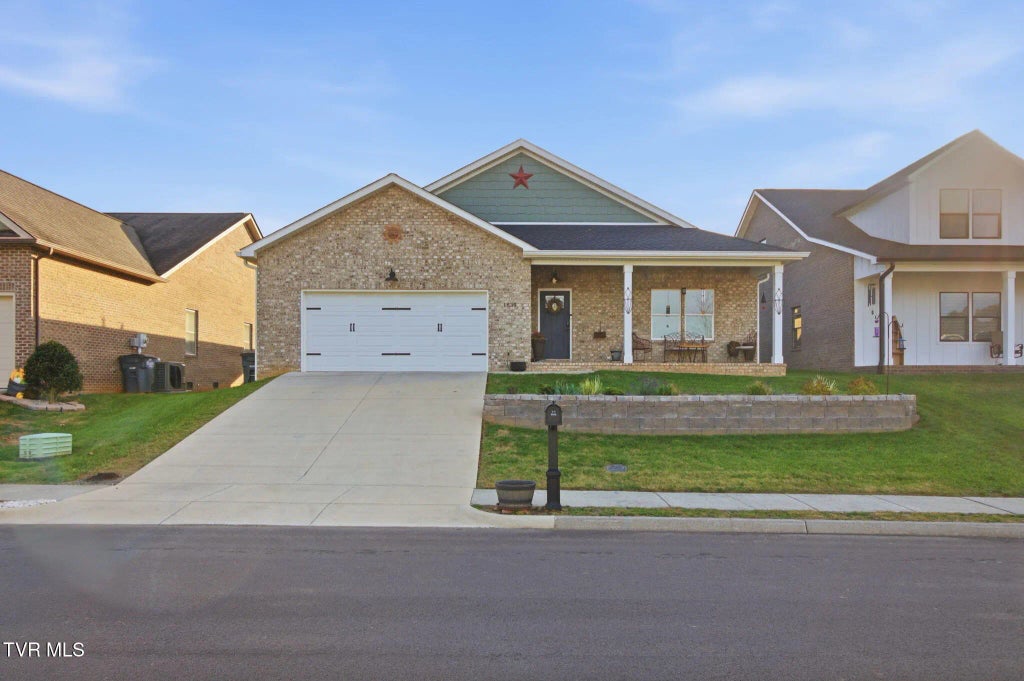 1839 Top Sail Court, Kingsport